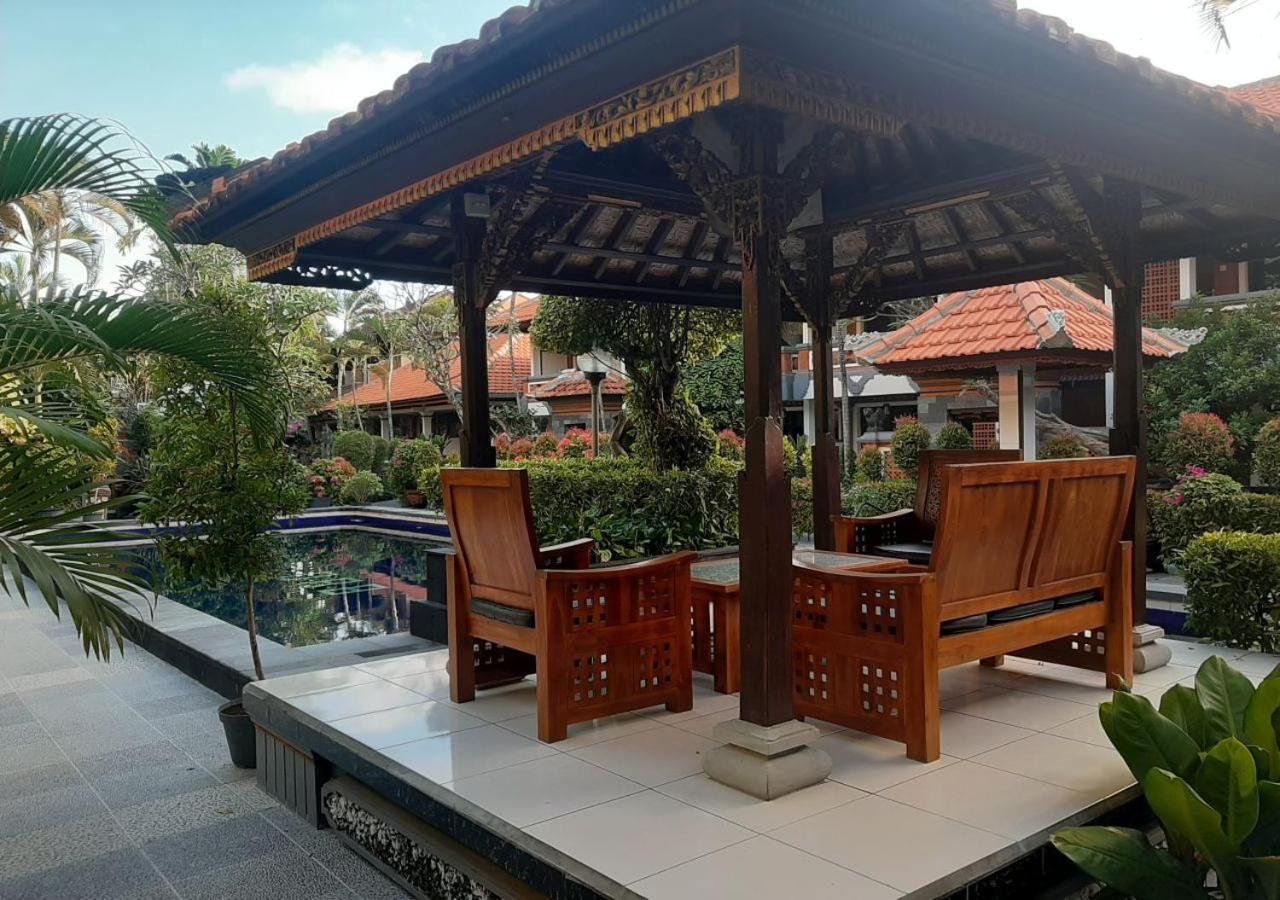 Dewa Bharata Bungalows Legian Esterno foto