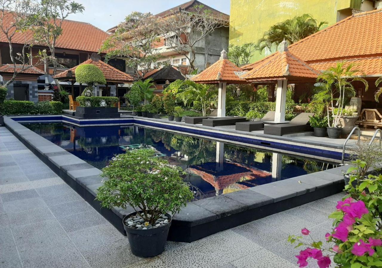Dewa Bharata Bungalows Legian Esterno foto