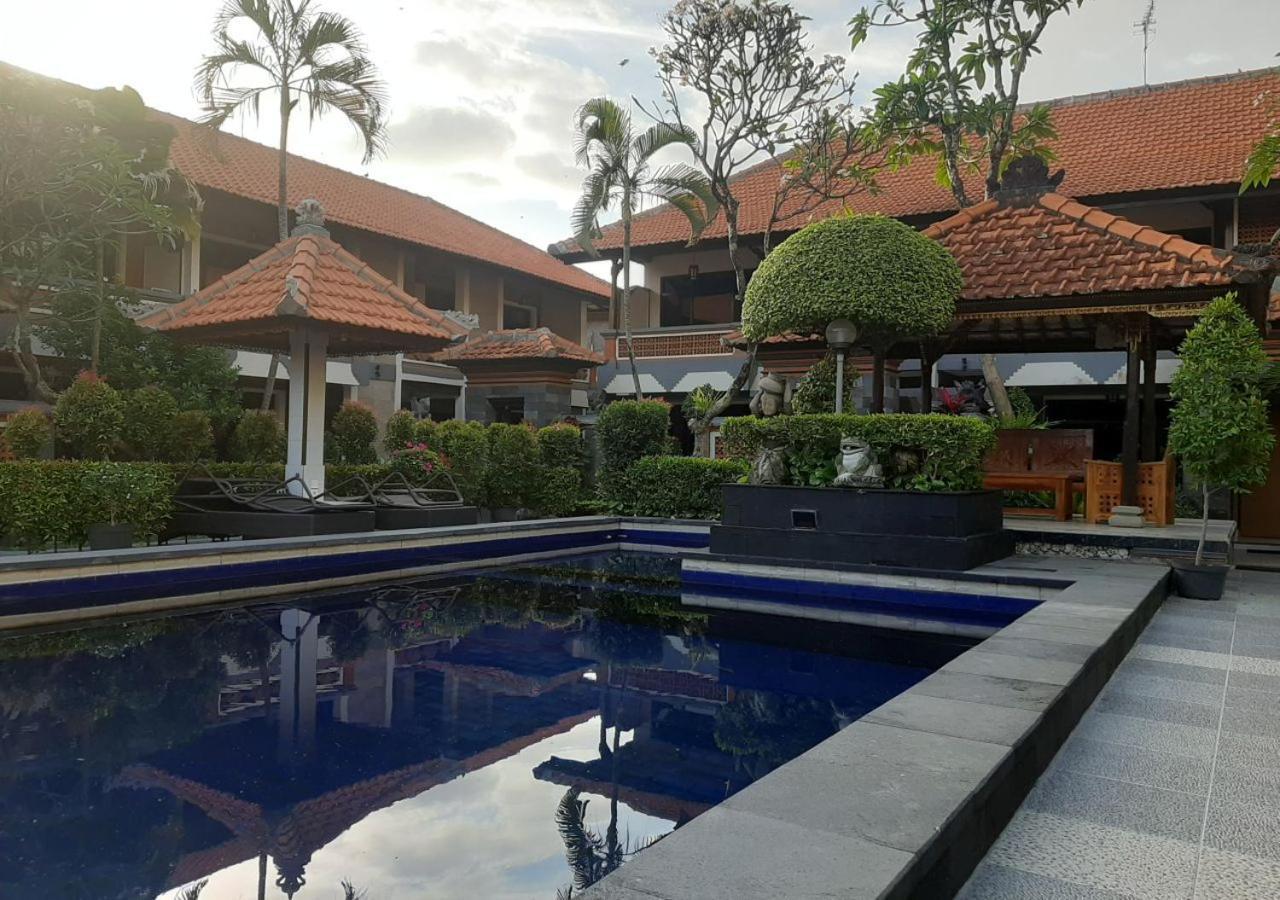 Dewa Bharata Bungalows Legian Esterno foto